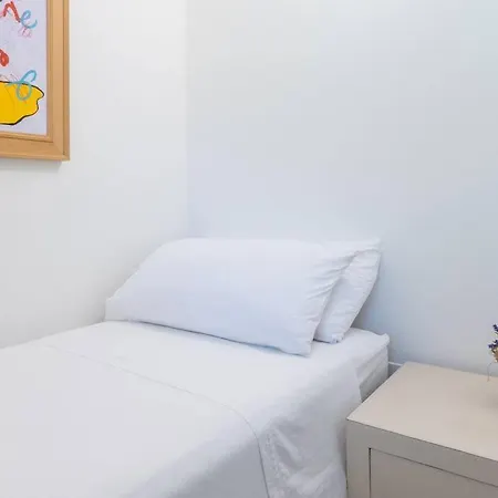 Eleonora Fort Village